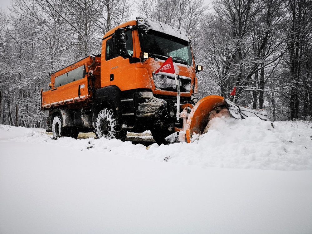 Snow Plow Mount_Riko Ribnica