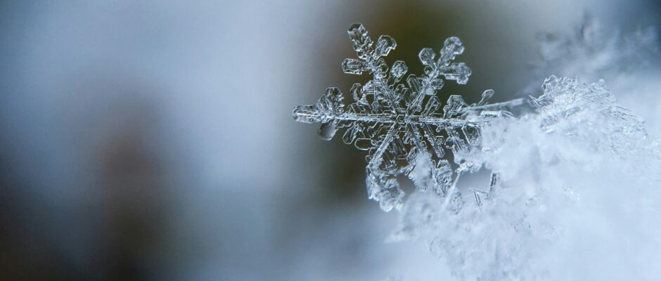 snowflake formation