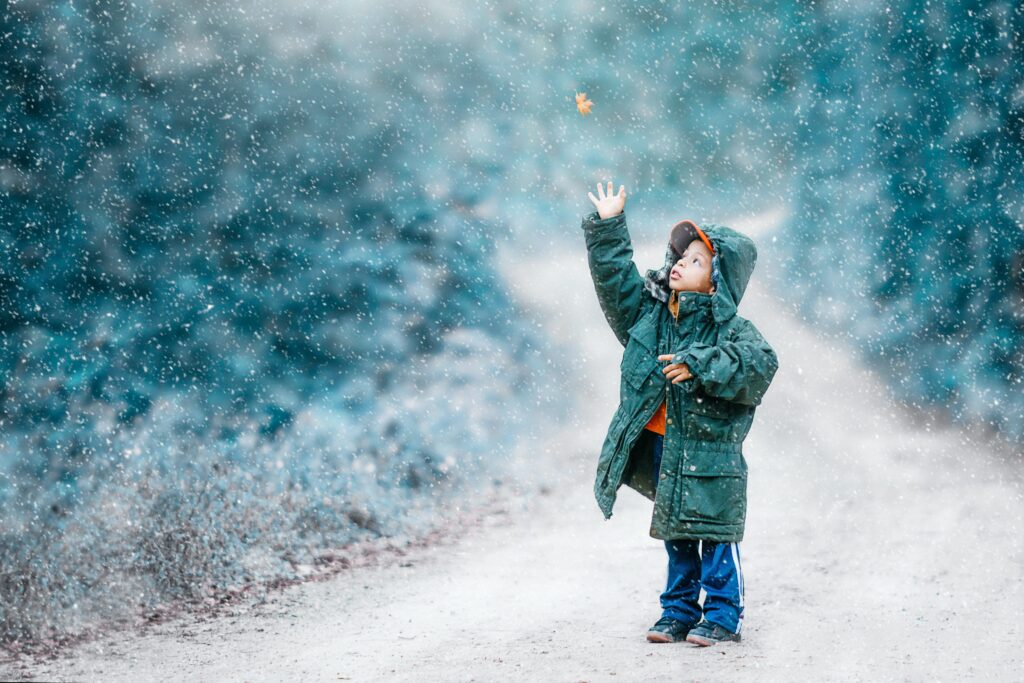 How snow is formed? Snow effect on roads